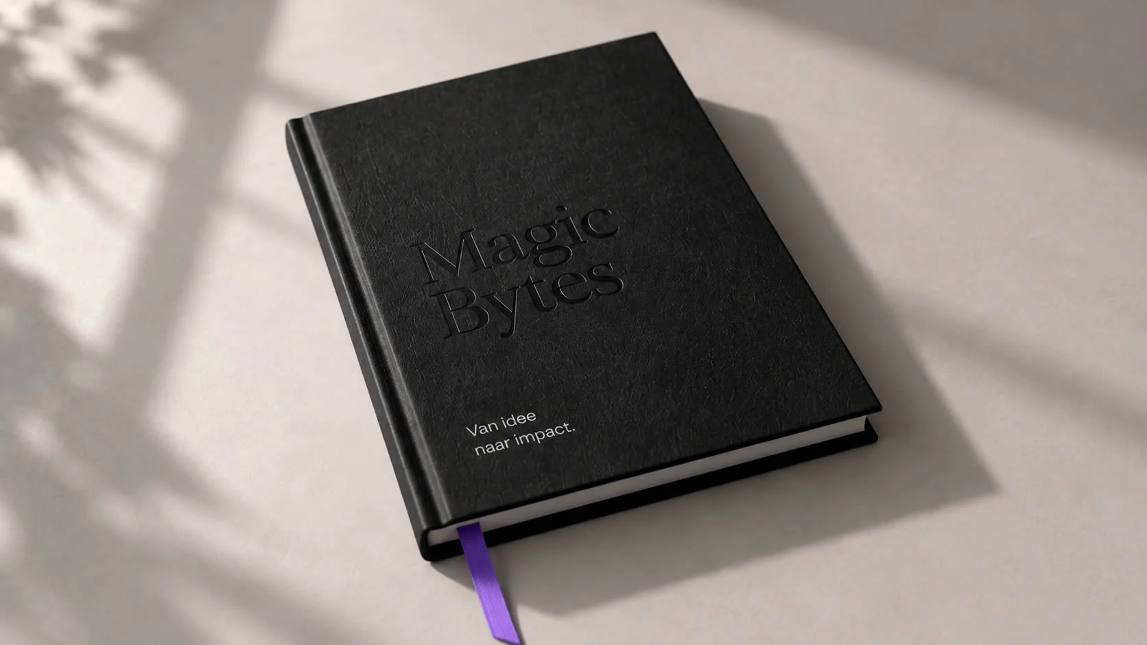 Zwart Magic Bytes-notitieboek met Van idee naar impact.