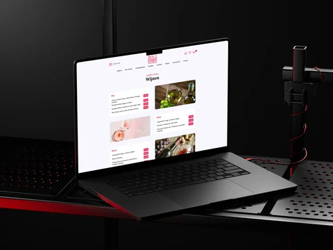Laptop met de wijnkaart van SAMEN Eten & Drinken.